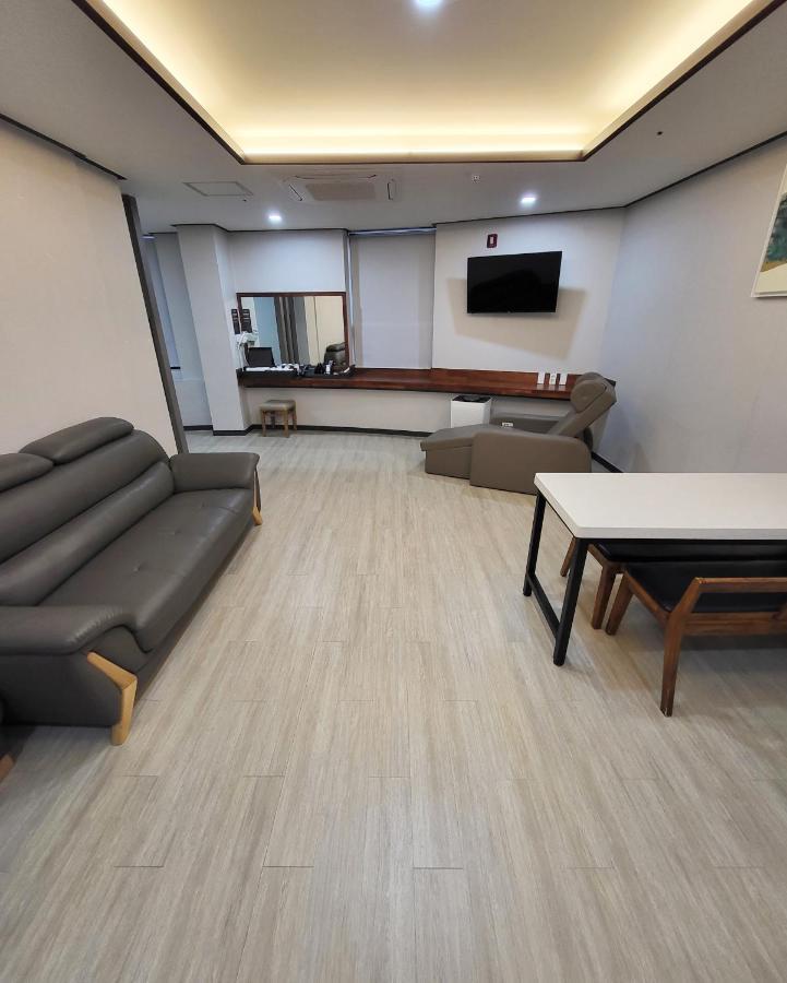 Hotel Gongjicheon Chuncheon Exterior photo